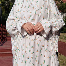 Load image into Gallery viewer, Floral Prayer Jilbab White
