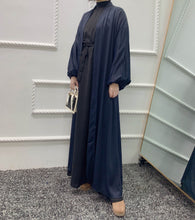 Load image into Gallery viewer, Navy Sheen Abaya
