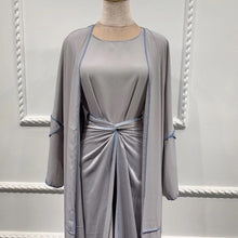 Load image into Gallery viewer, Greys 3pc Set Abaya
